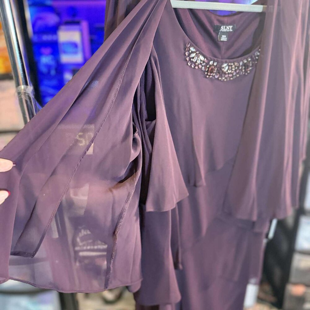 NWT SLNY from Macys Eggplant Embellished Tiered Chiffon Dress & Capelet SIZE 18W - Picture 11 of 16
